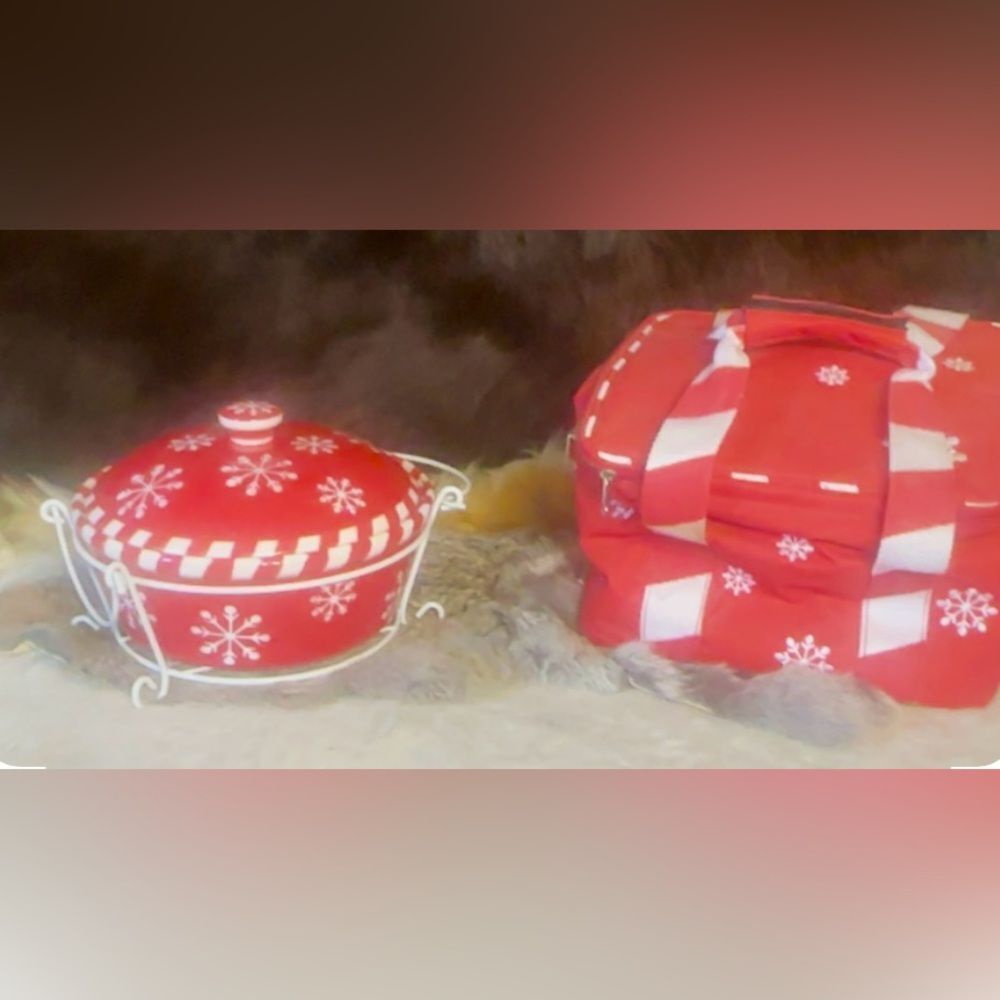 Temp-Tations Red and White Casserole Dish (6024A)